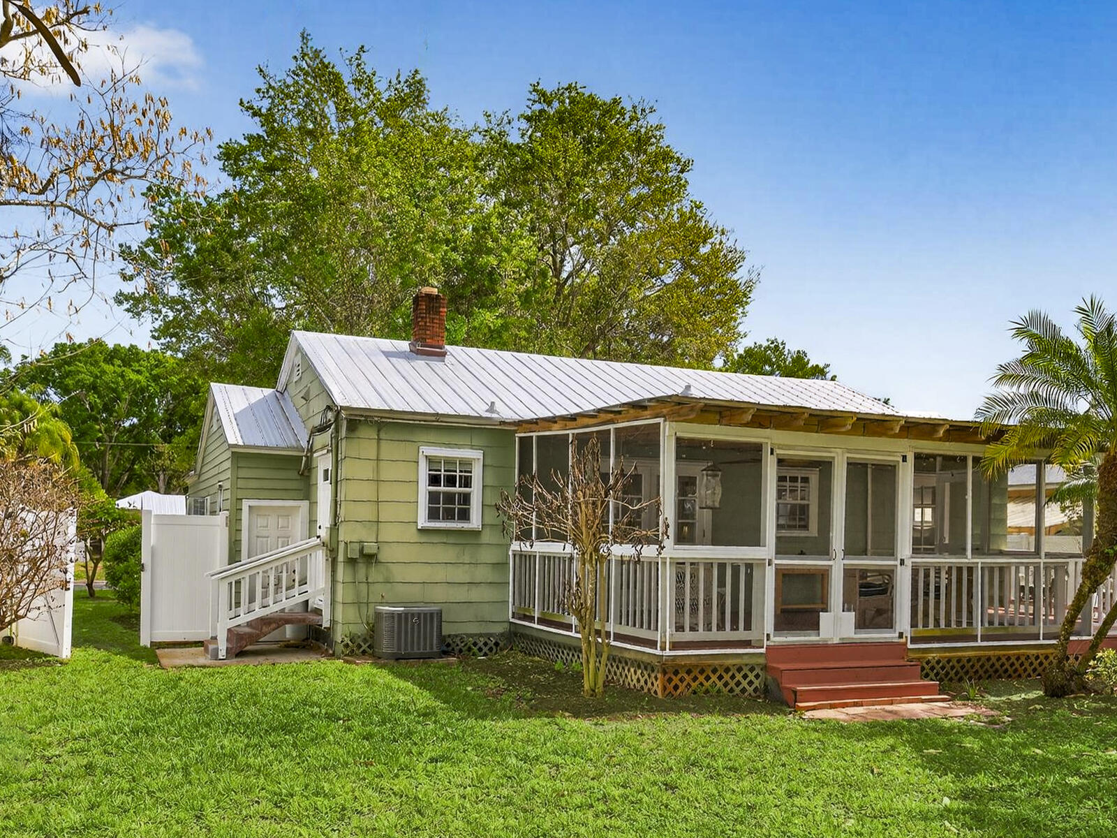 ORIGINAL TOWN REPLATS OF BLKS 9 10 & 27 - Residential