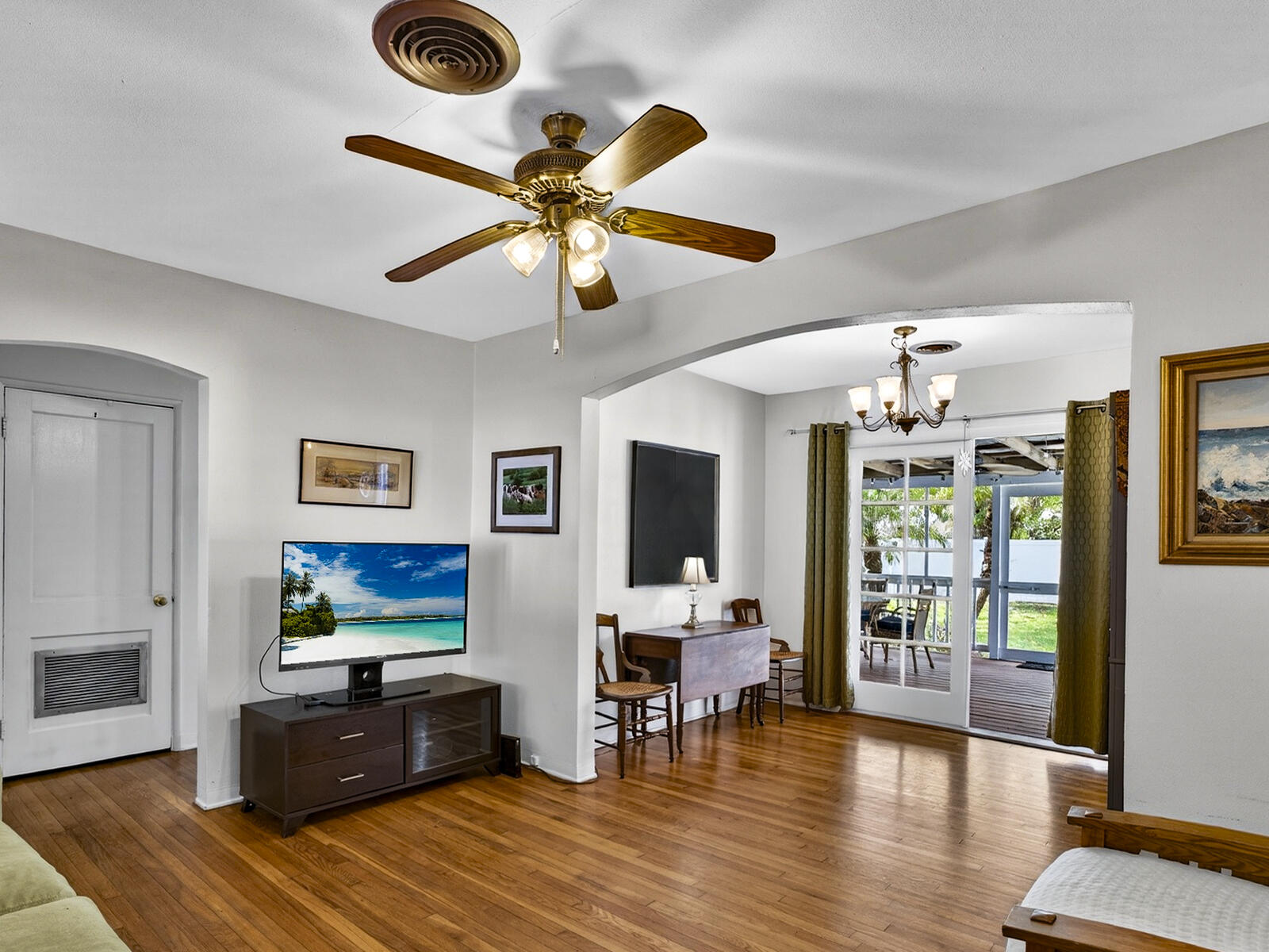 ORIGINAL TOWN REPLATS OF BLKS 9 10 & 27 - Residential