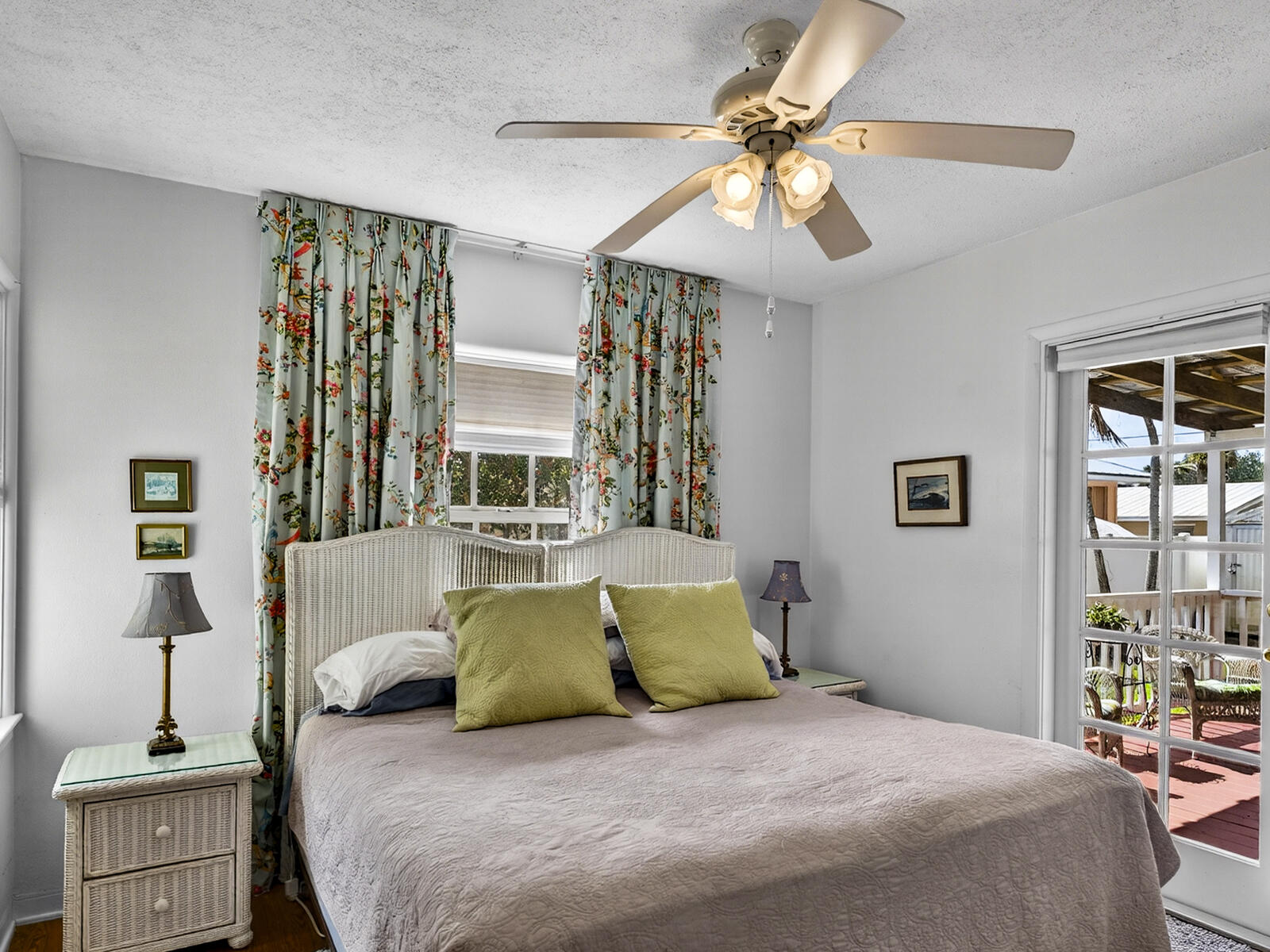 ORIGINAL TOWN REPLATS OF BLKS 9 10 & 27 - Residential