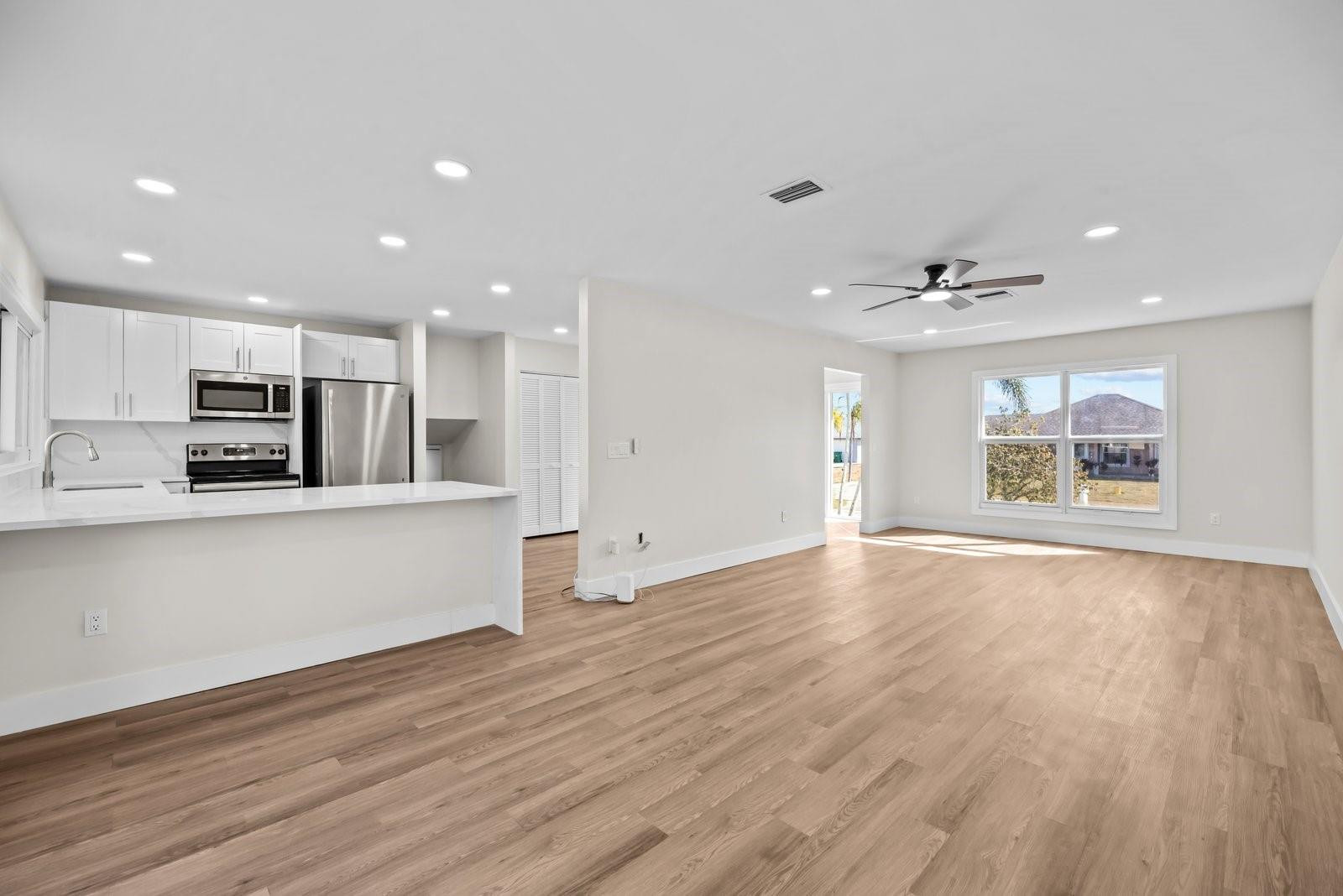 PORT ST LUCIE SECTION 18 - Residential