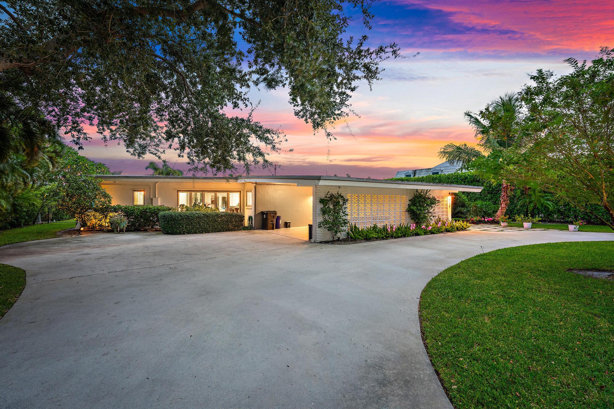 Properties 7128 W Lake Drive