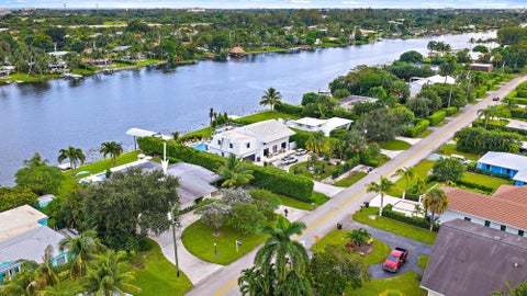Tiny photo for 7128 W Lake Drive, Lake Clarke Shores, FL 33406 (MLS # B26083314)