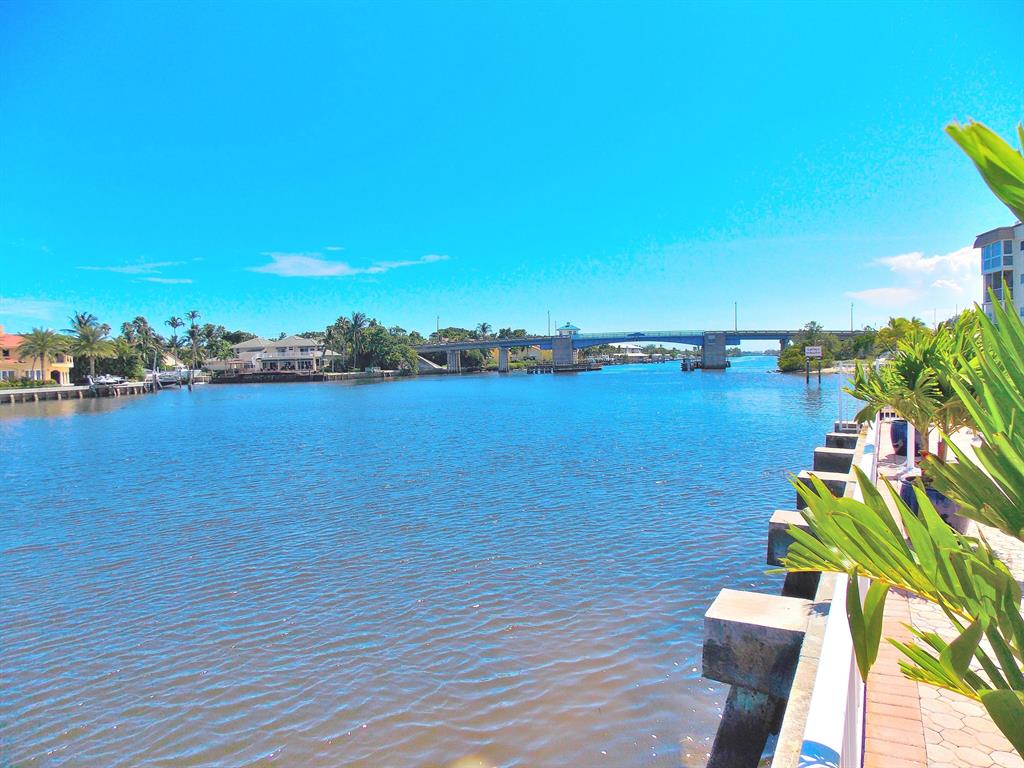 SNUG HARBOR GARDENS CONDO - Residential