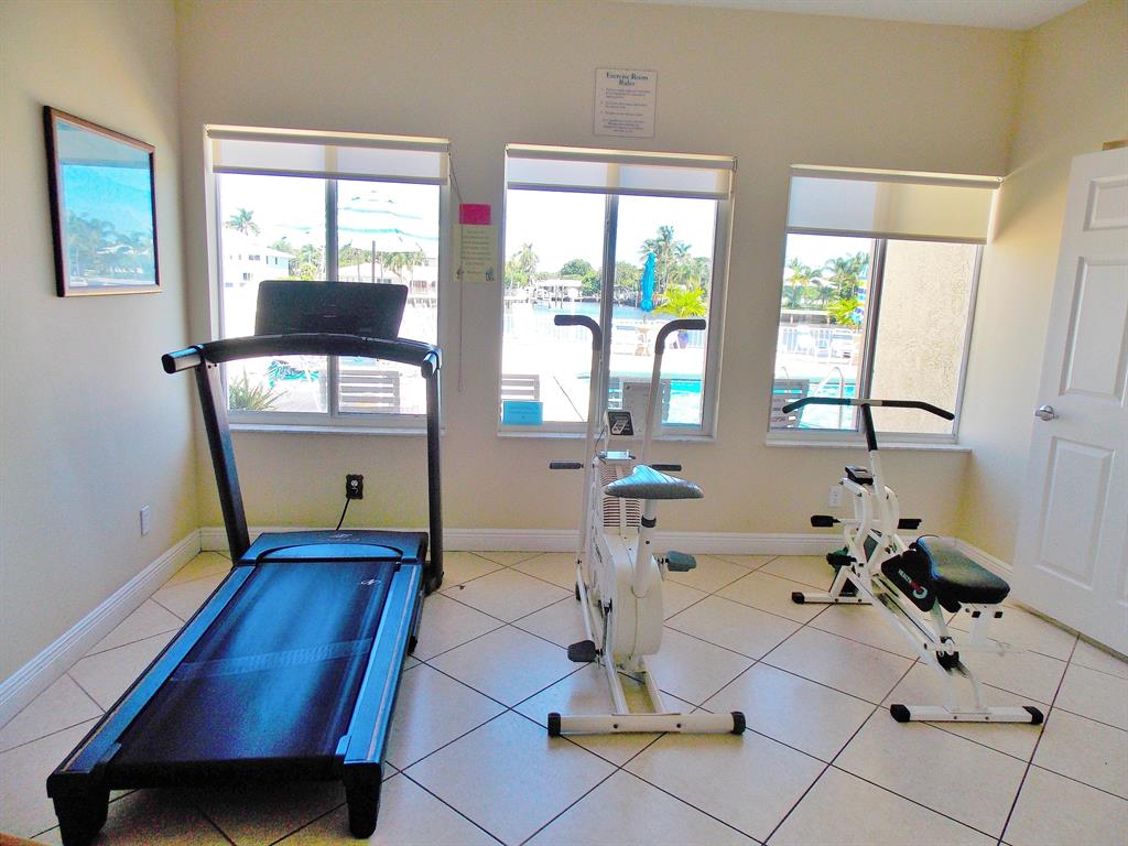 SNUG HARBOR GARDENS CONDO - Residential