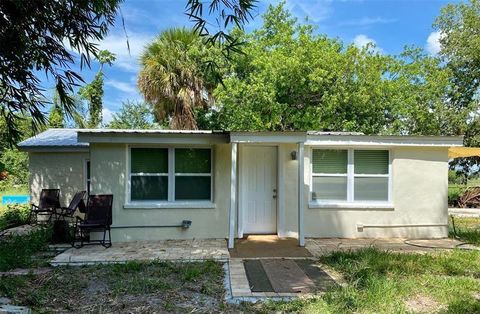 A home in Okeechobee