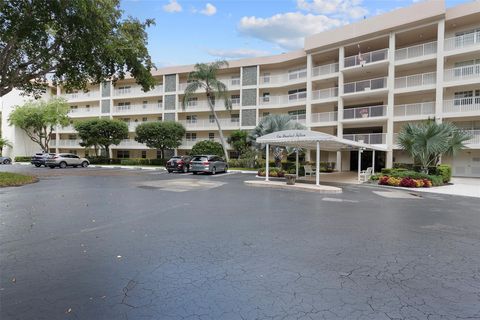 3505 Oaks Way 107 Pompano Beach FL 33069