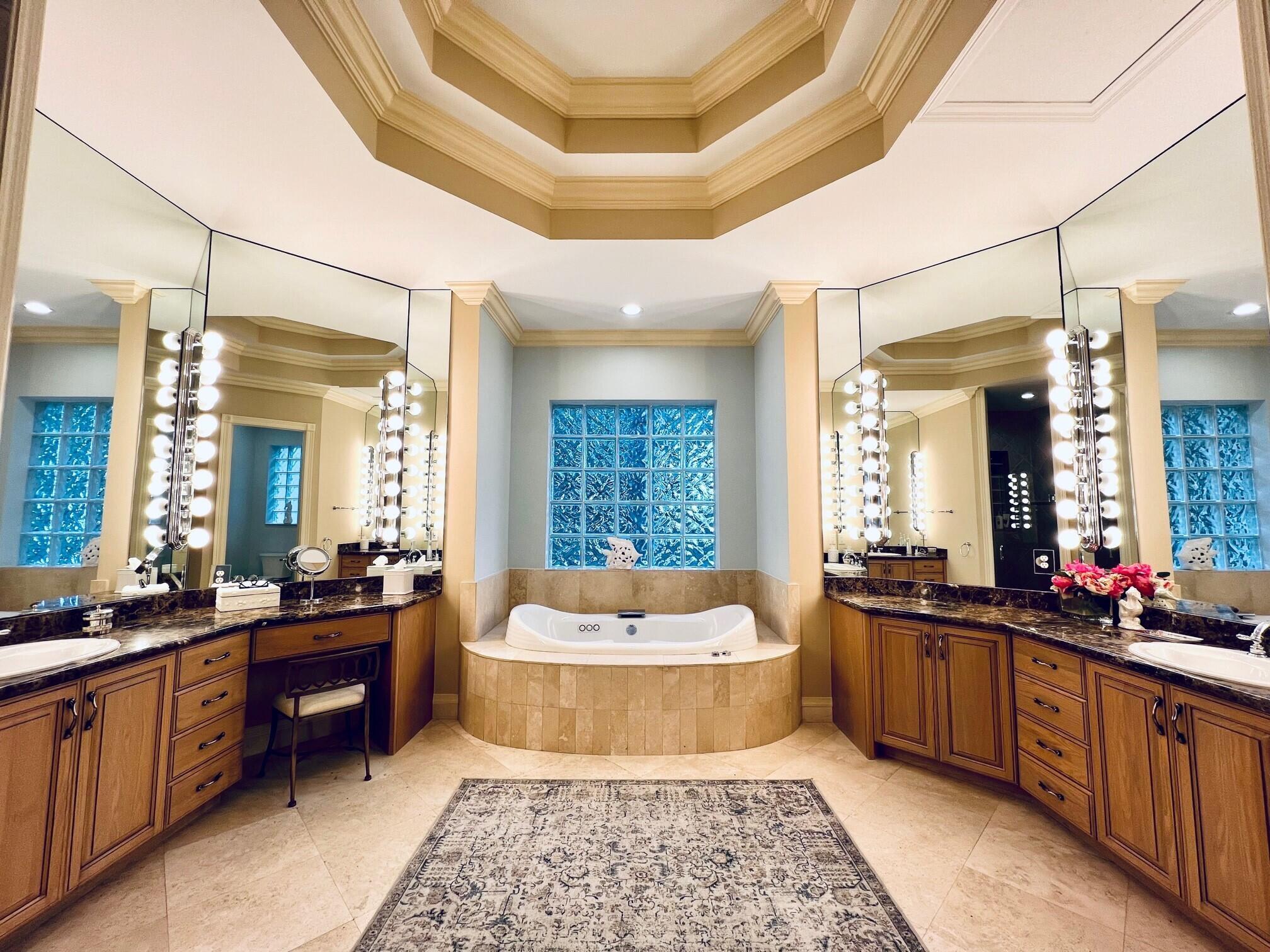 SADDLE TRAIL PARK OF WELL - Residential