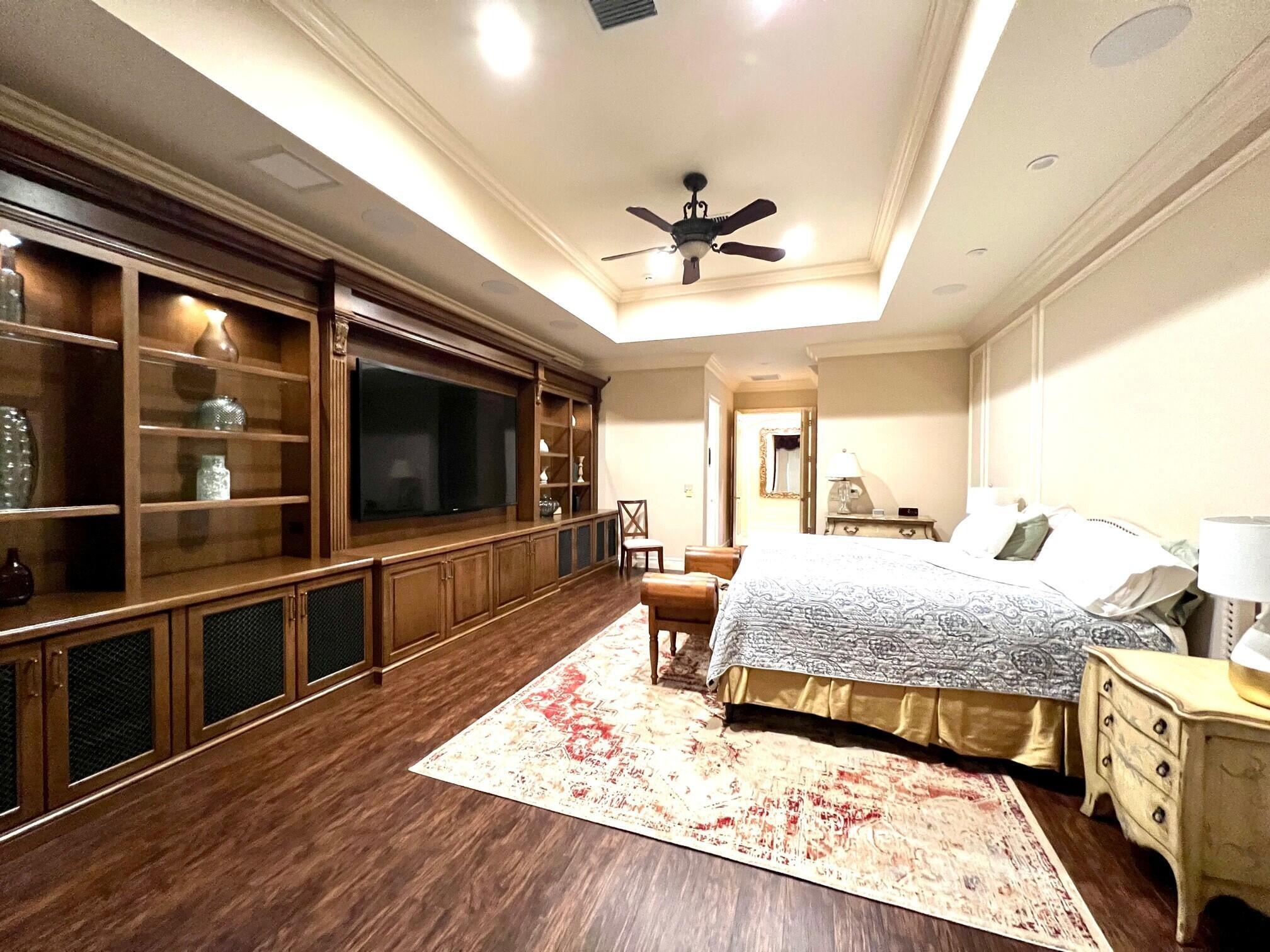 SADDLE TRAIL PARK OF WELL - Residential