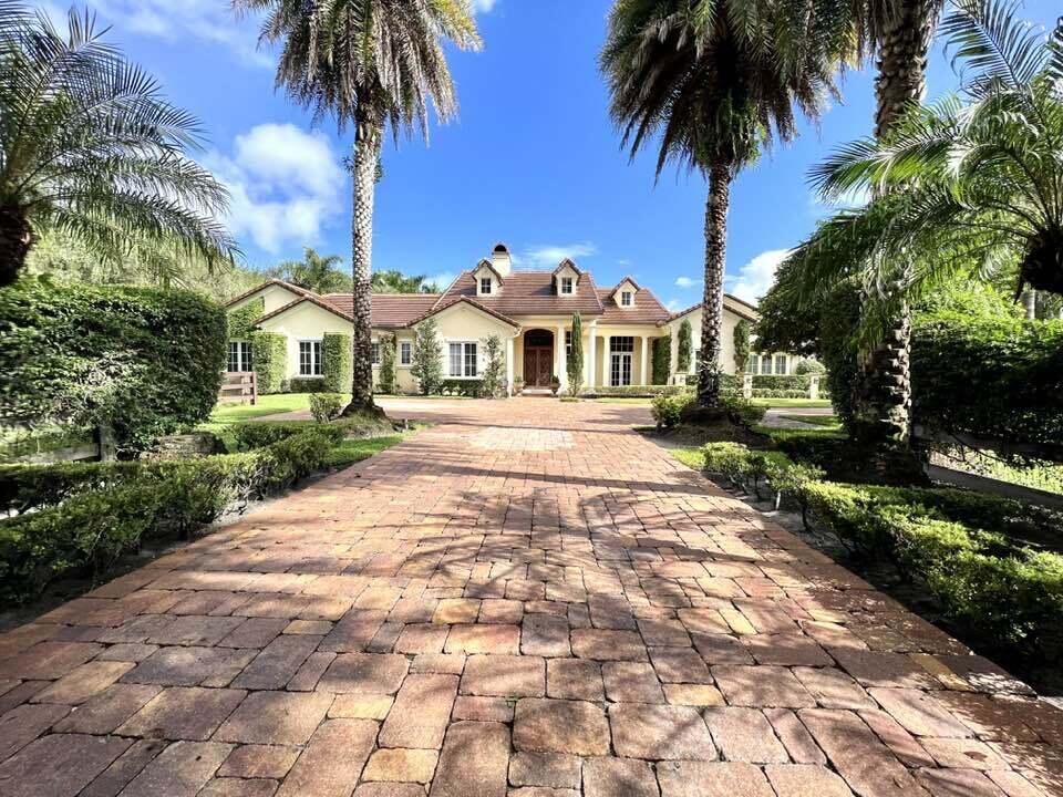 2057 Appaloosa Trail