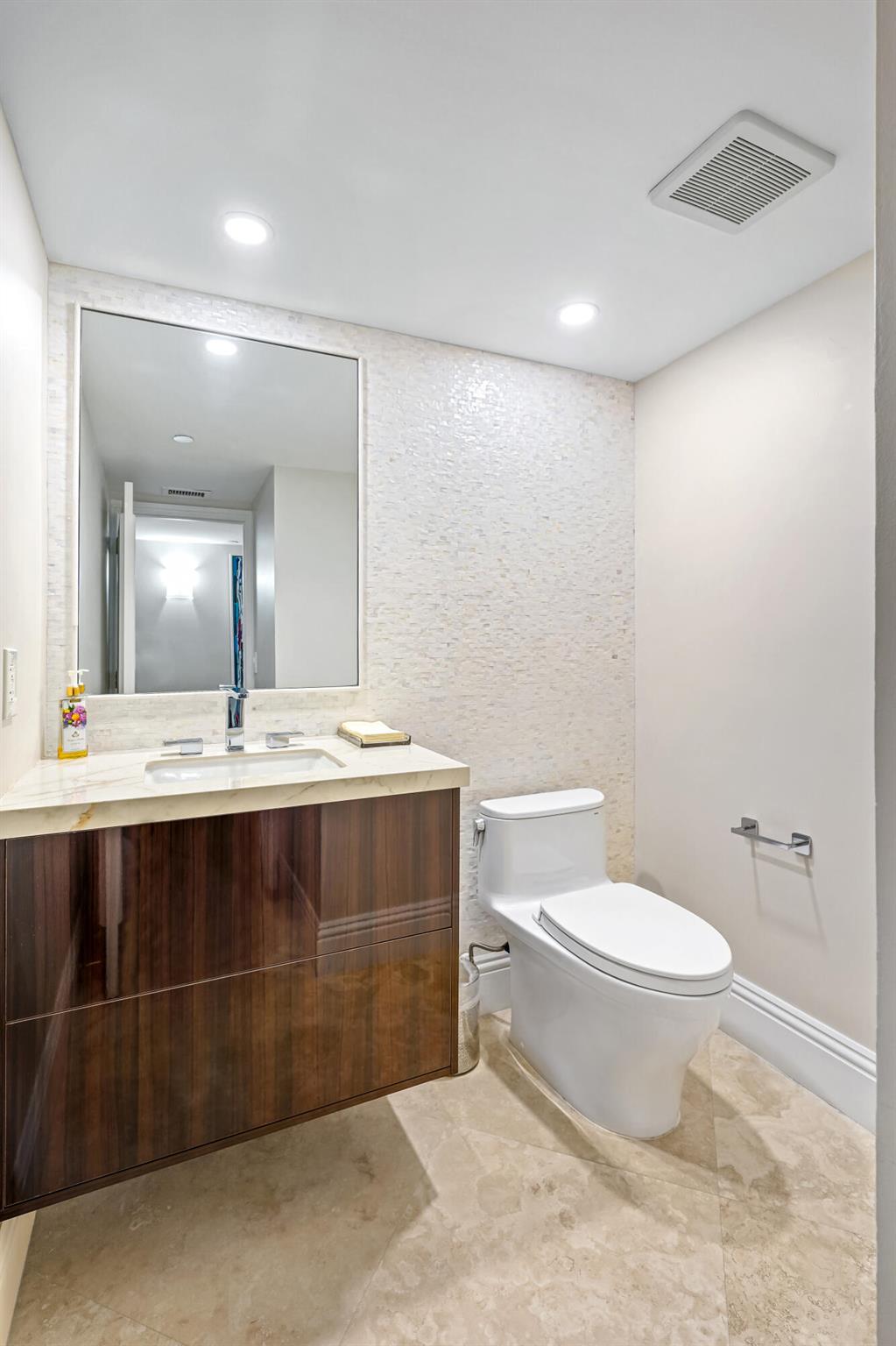 PLACIDE - Residential