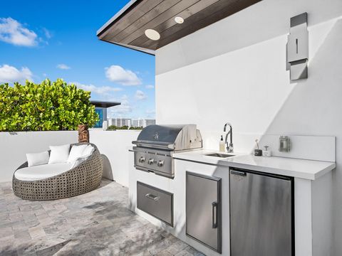 A home in Lauderdale By The Sea