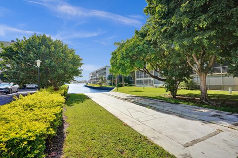 A home in Lantana