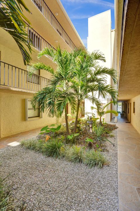 A home in Lantana