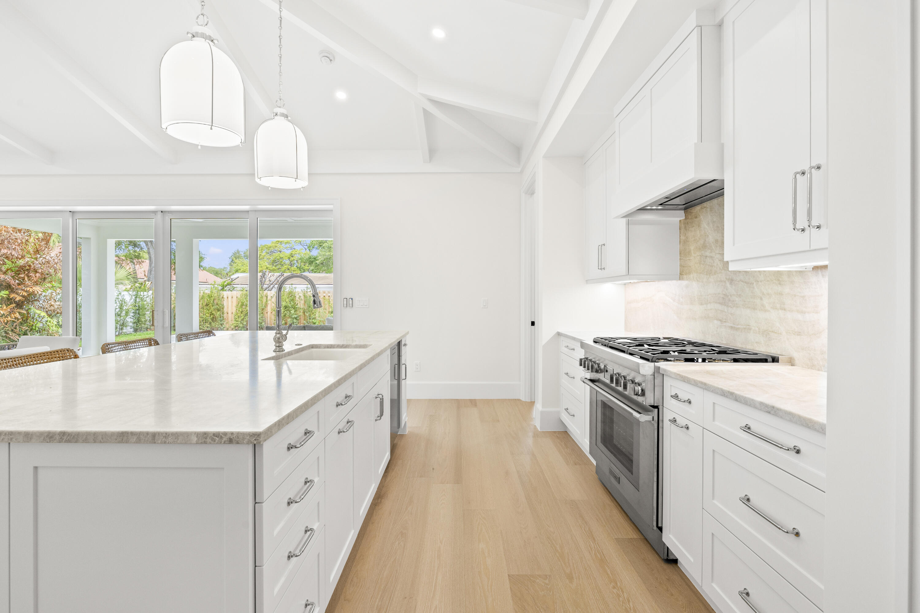 VERO BEACH ESTATES - Residential