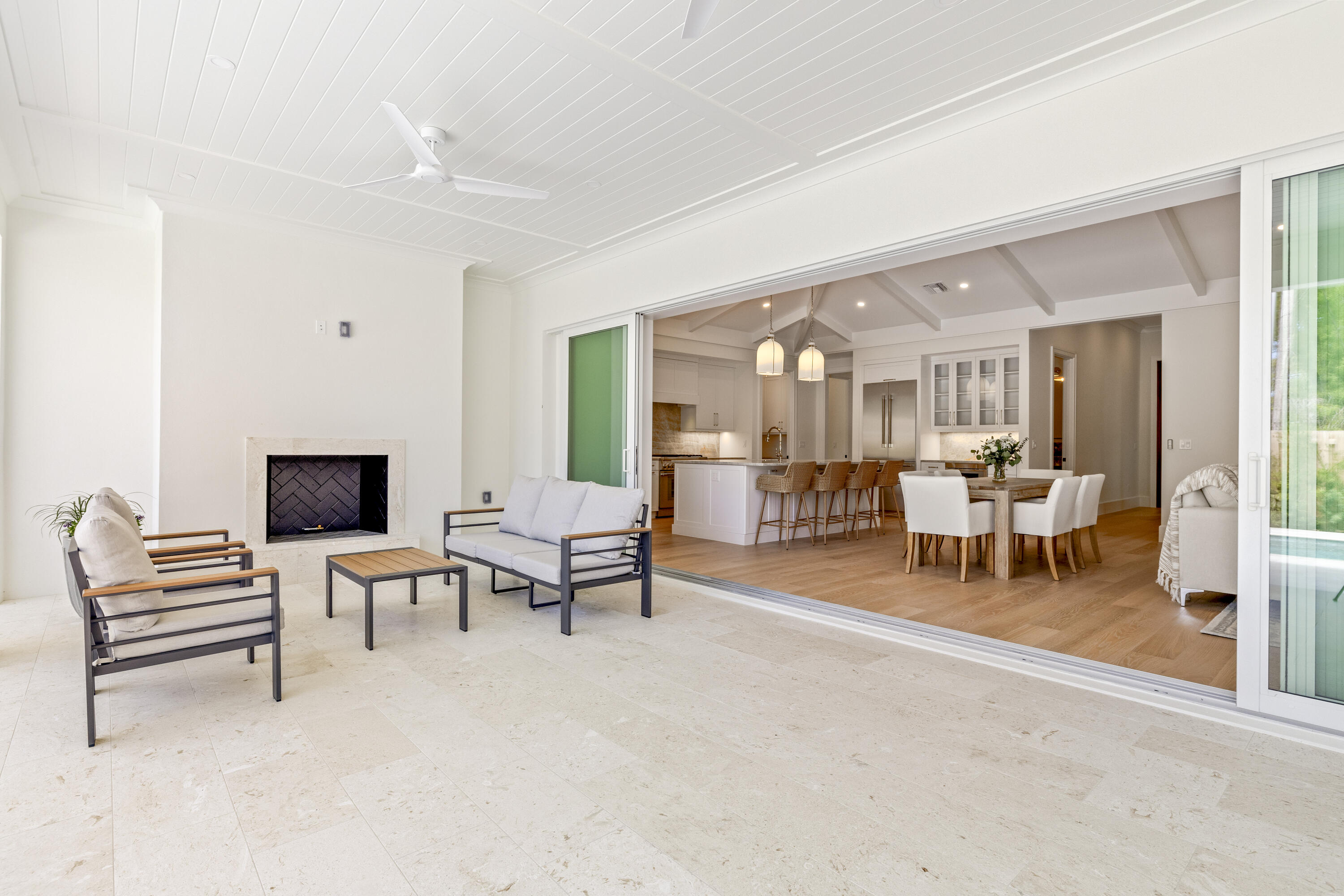 VERO BEACH ESTATES - Residential