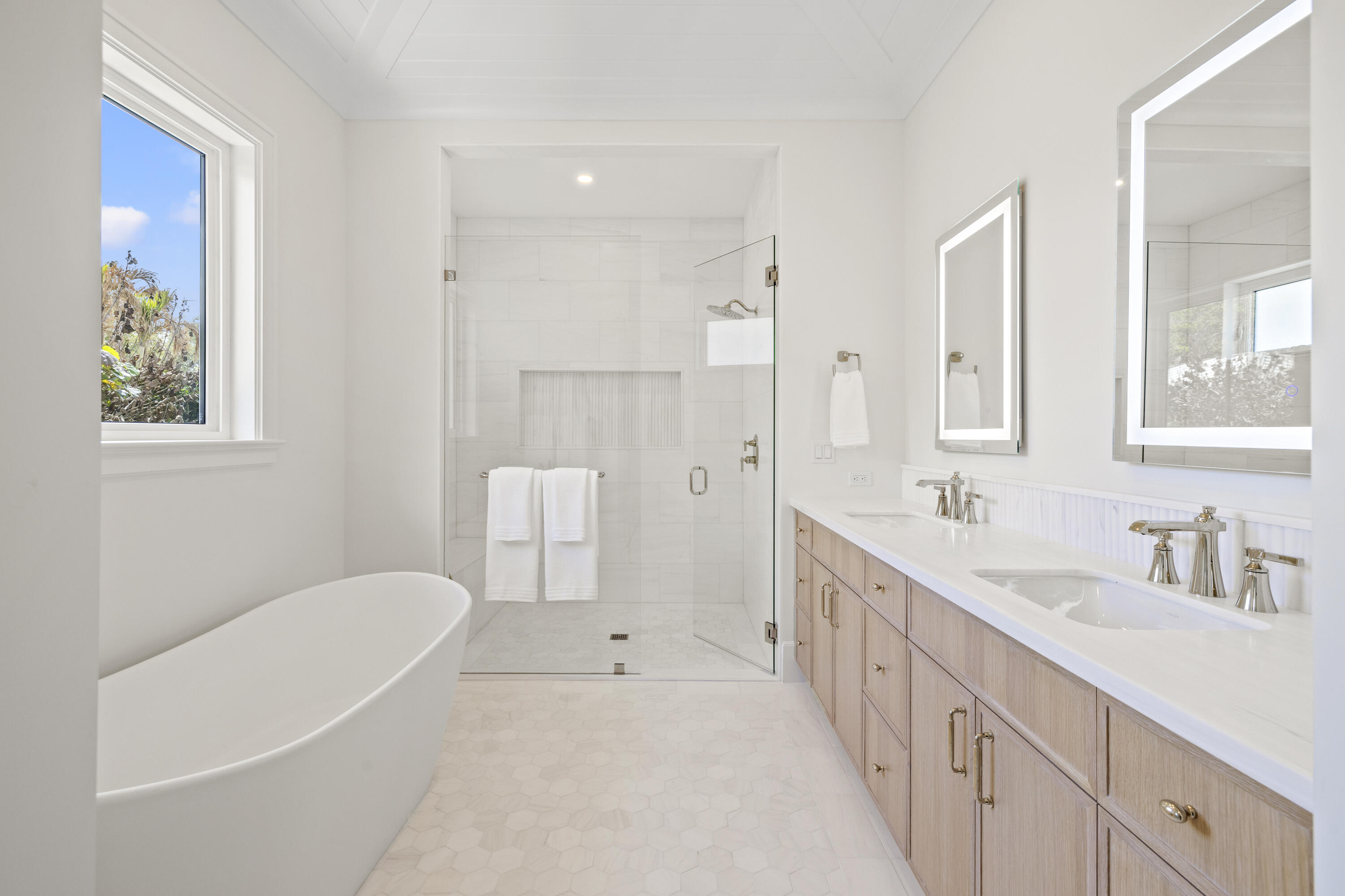 VERO BEACH ESTATES - Residential