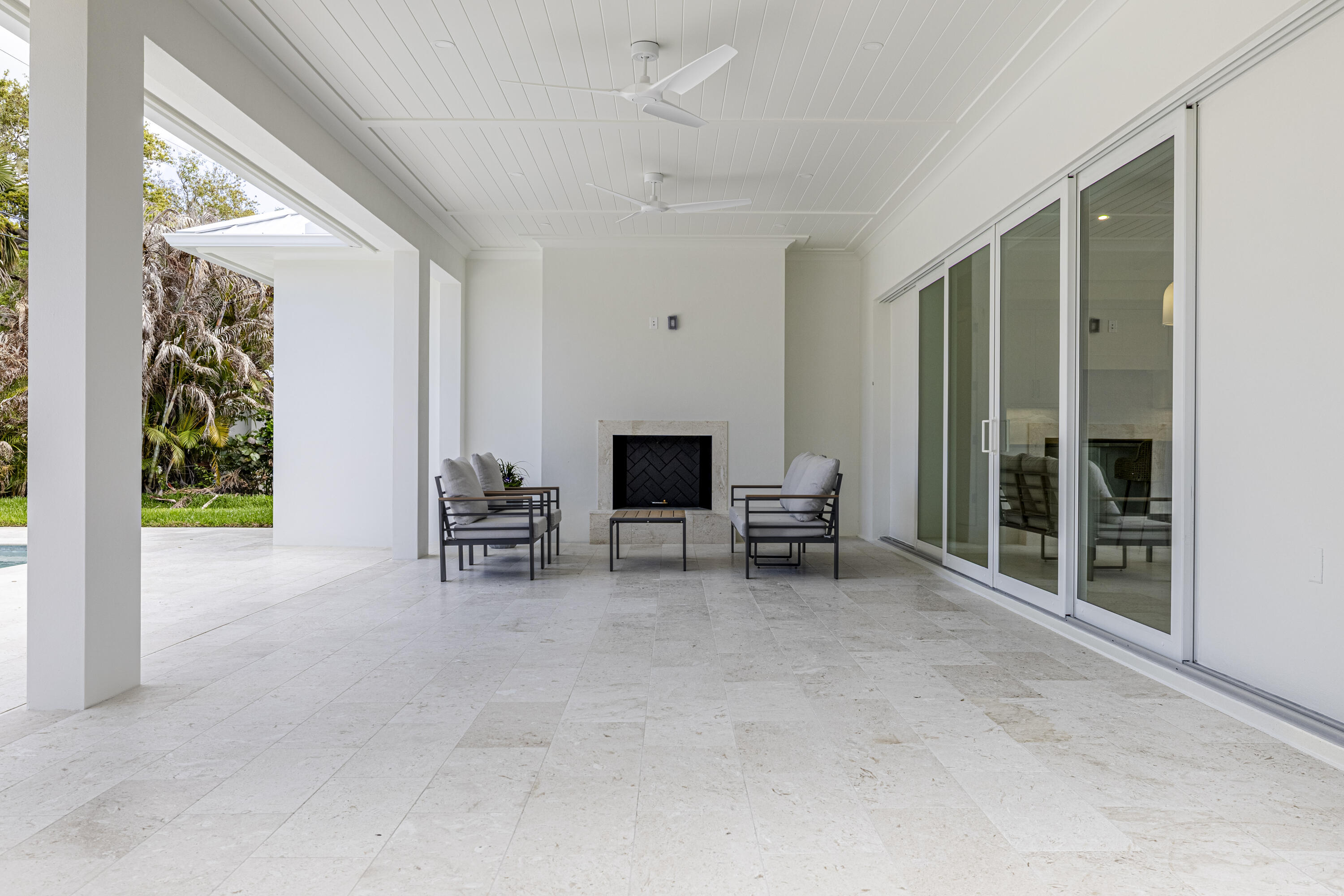 VERO BEACH ESTATES - Residential