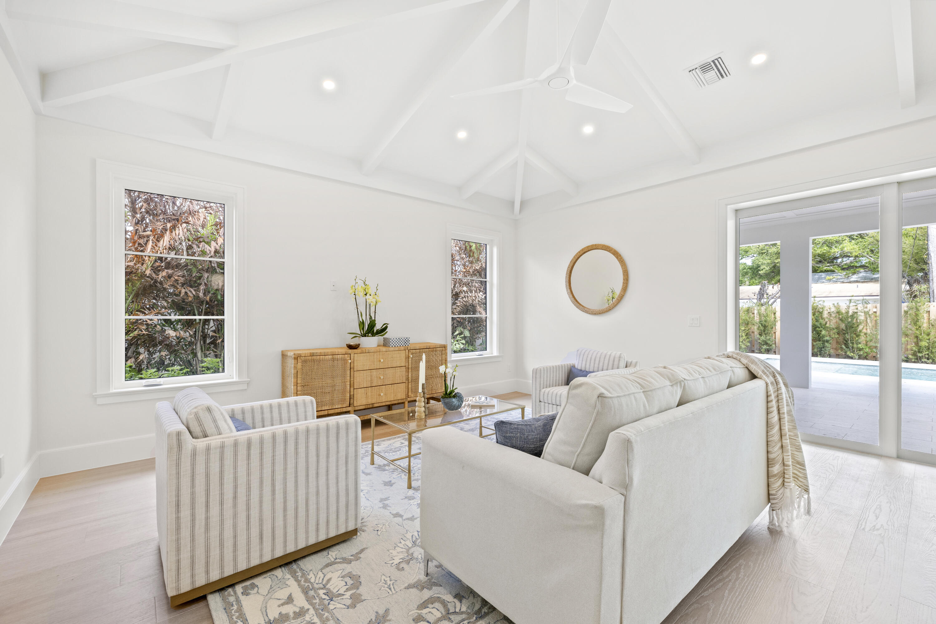 VERO BEACH ESTATES - Residential