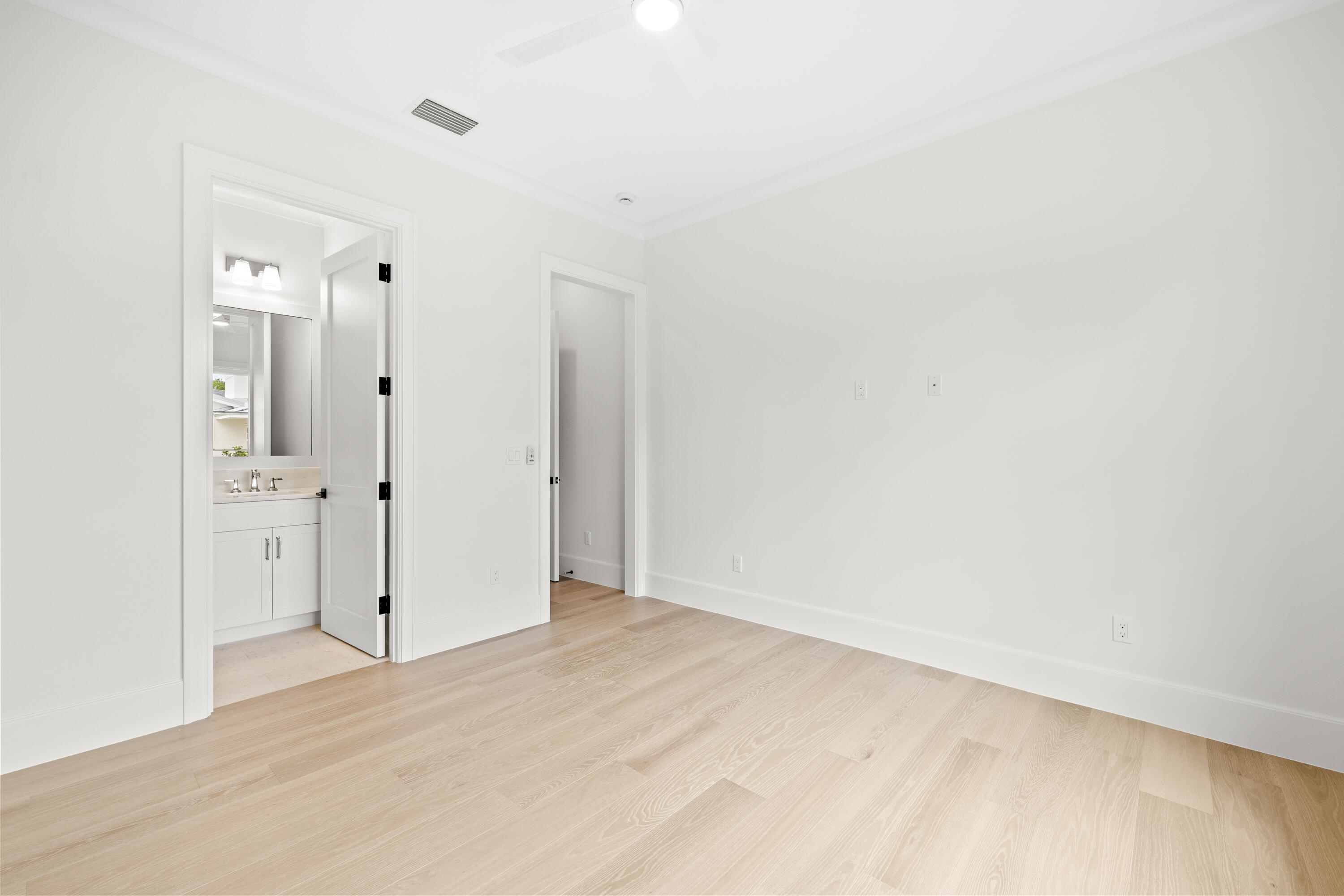 VERO BEACH ESTATES - Residential