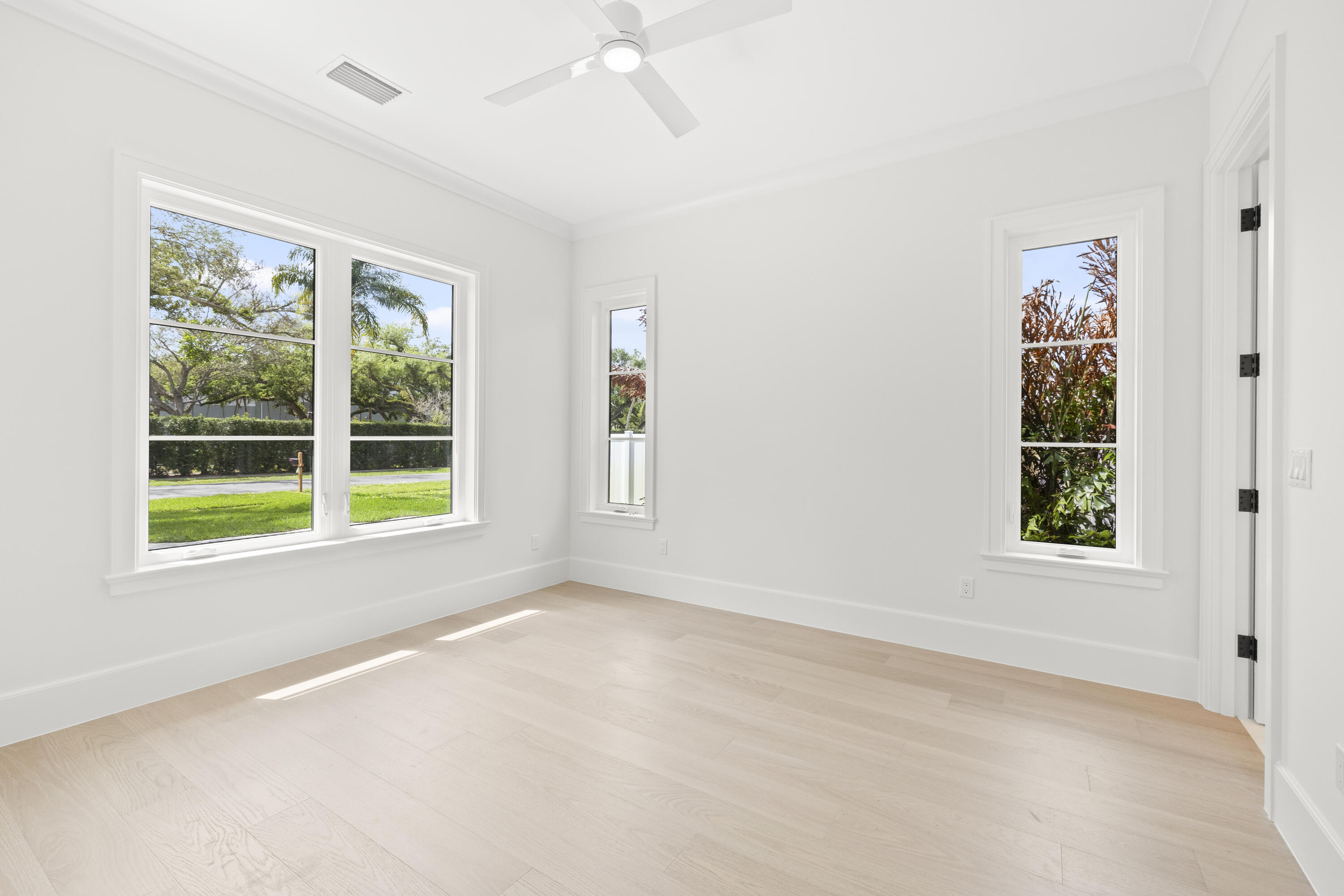 VERO BEACH ESTATES - Residential