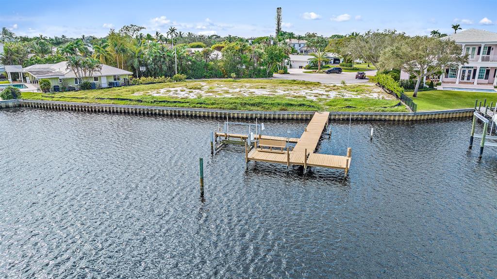 Country Club Point - Land