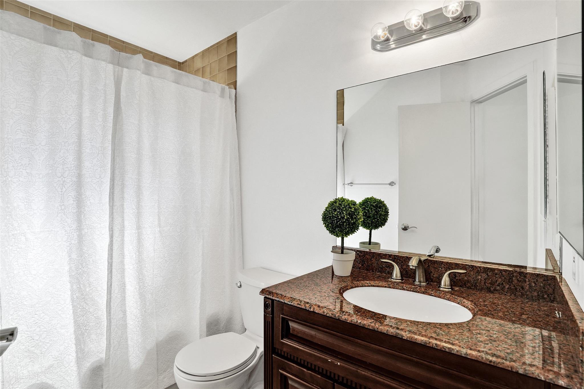 Middle River Town Homes - Residential