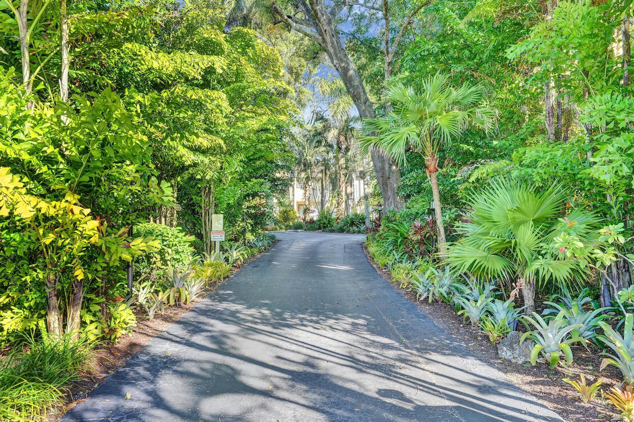 Middle River Town Homes - Residential