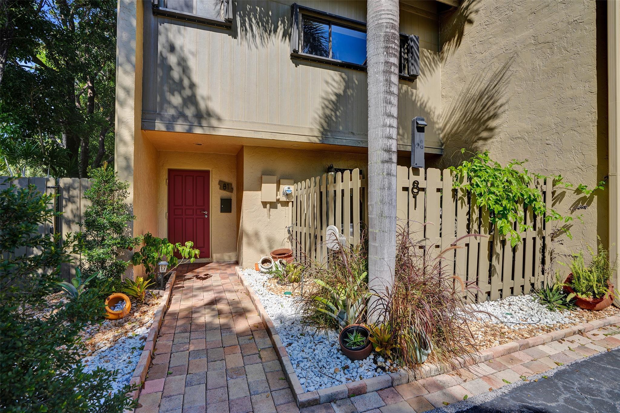 Middle River Town Homes - Residential