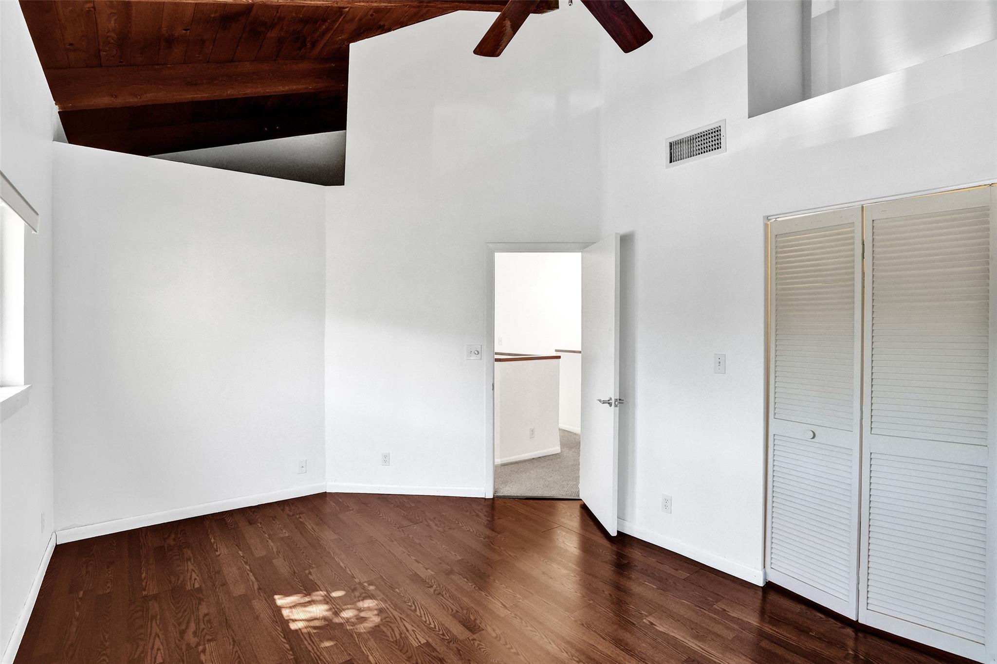 Middle River Town Homes - Residential