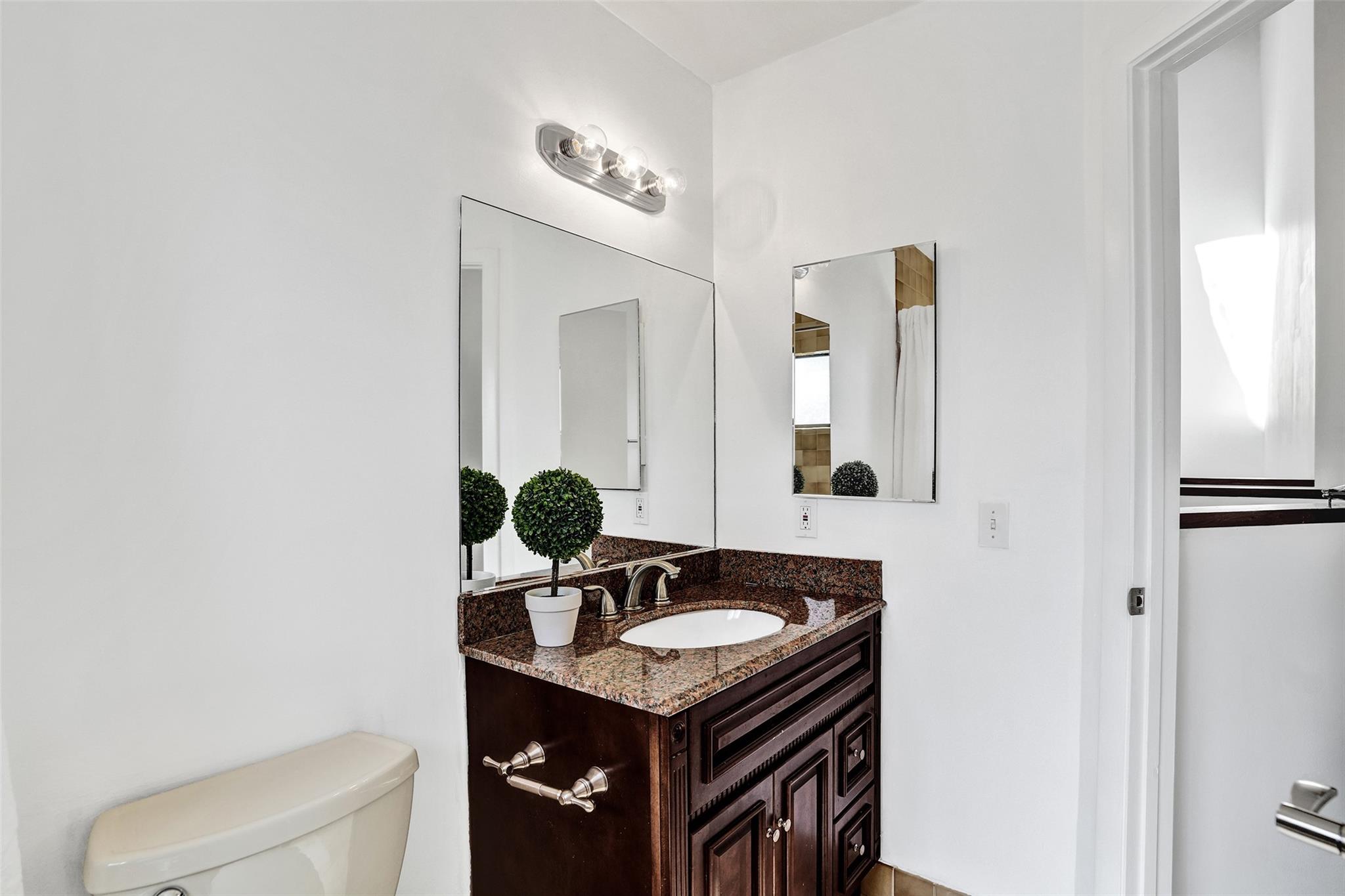 Middle River Town Homes - Residential