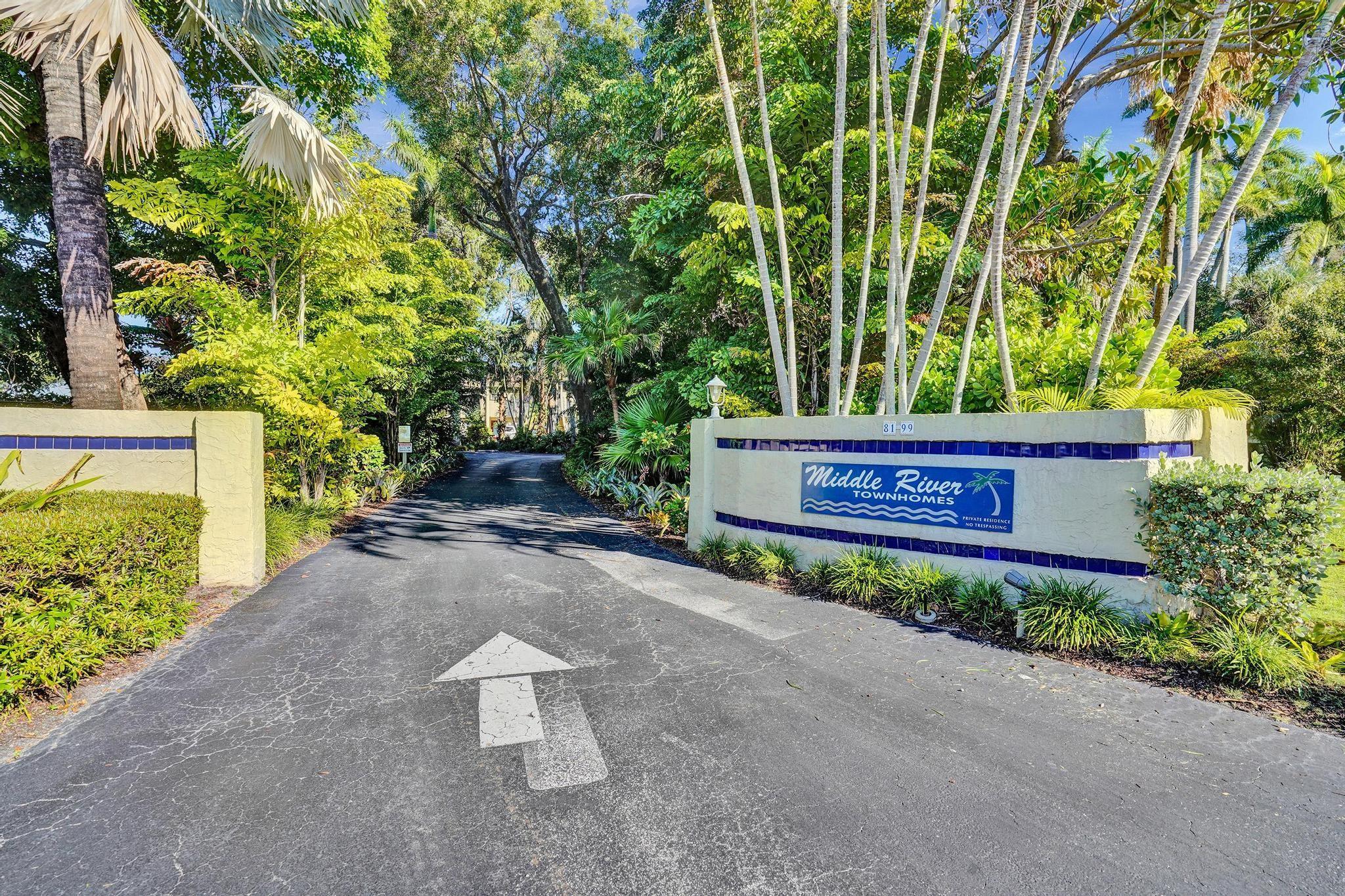 Middle River Town Homes - Residential