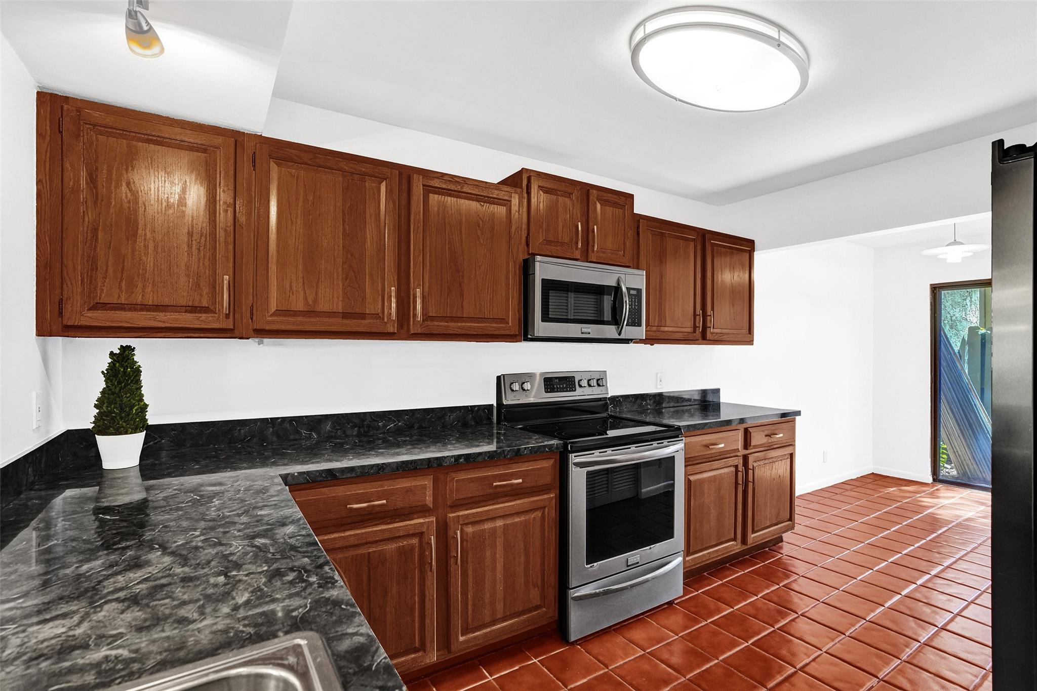 Middle River Town Homes - Residential