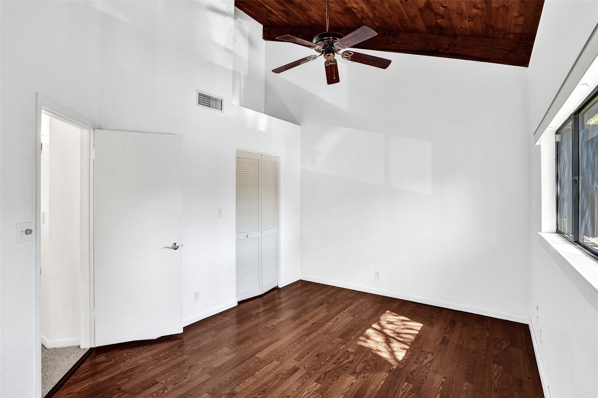 Middle River Town Homes - Residential