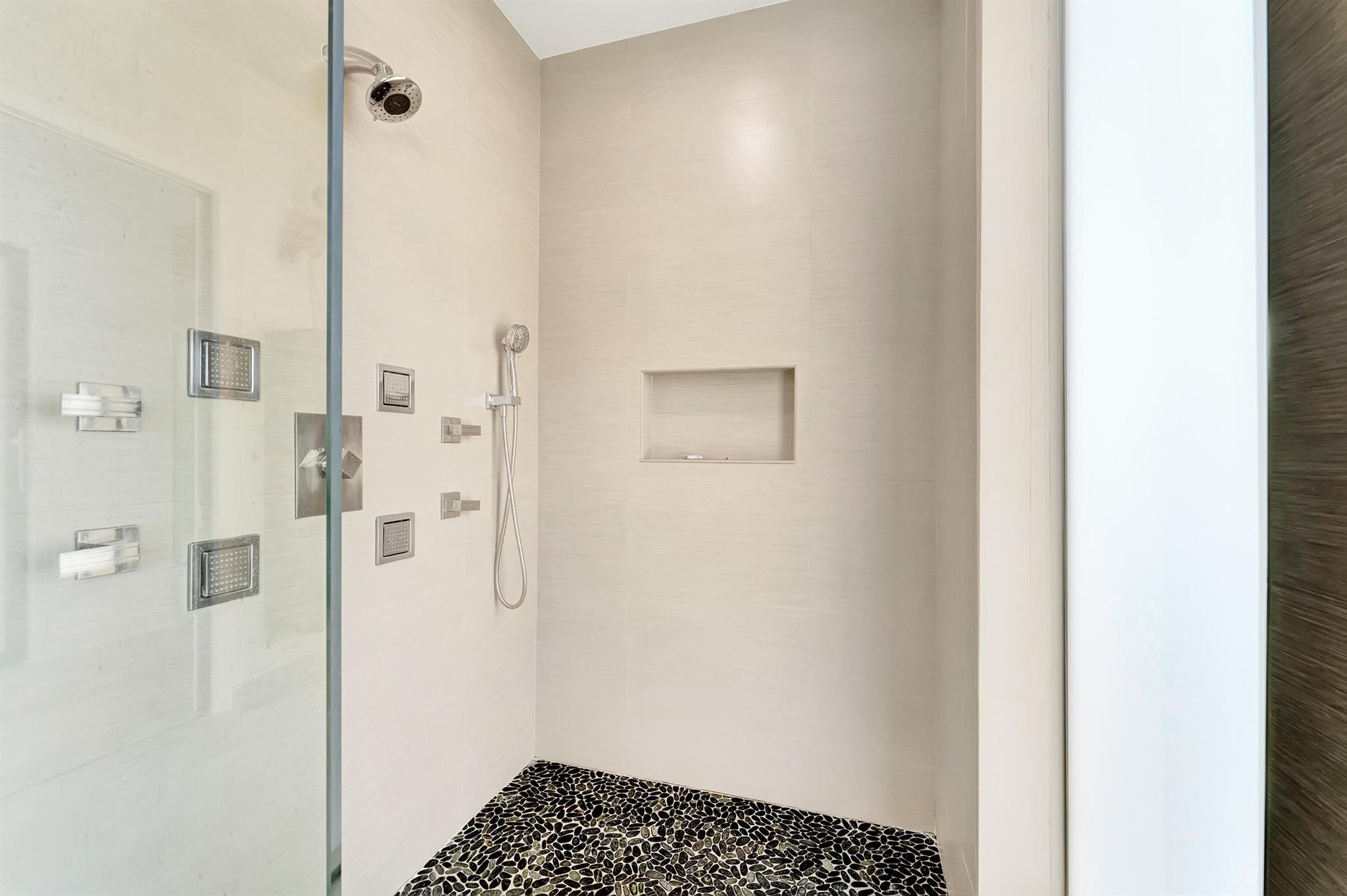 DELRAY BCH SHORES - Residential