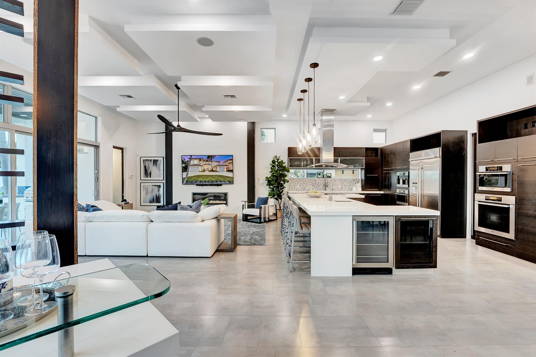 DELRAY BCH SHORES - Residential