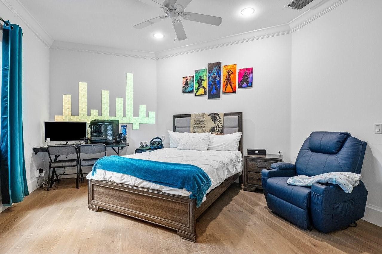 Foxe Chase - Residential