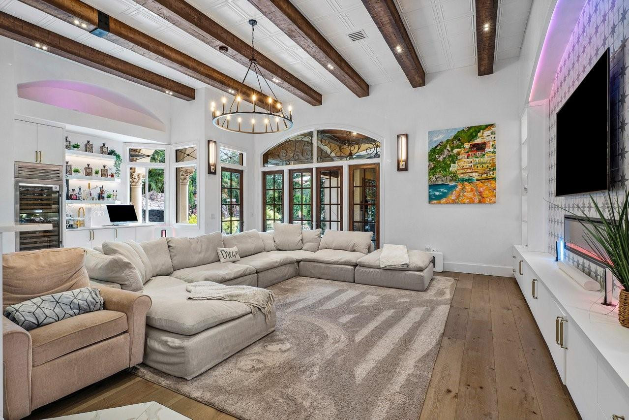 Foxe Chase - Residential