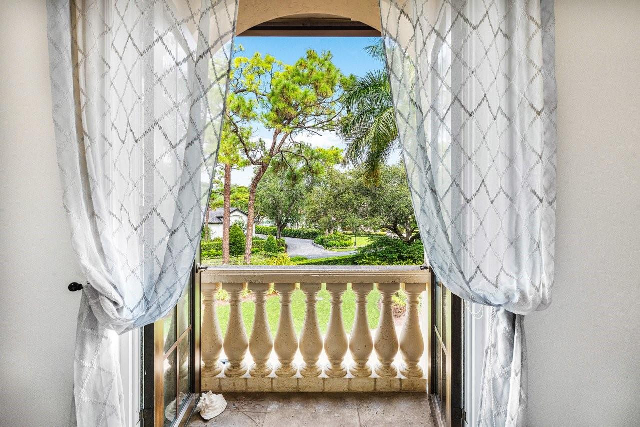 Foxe Chase - Residential