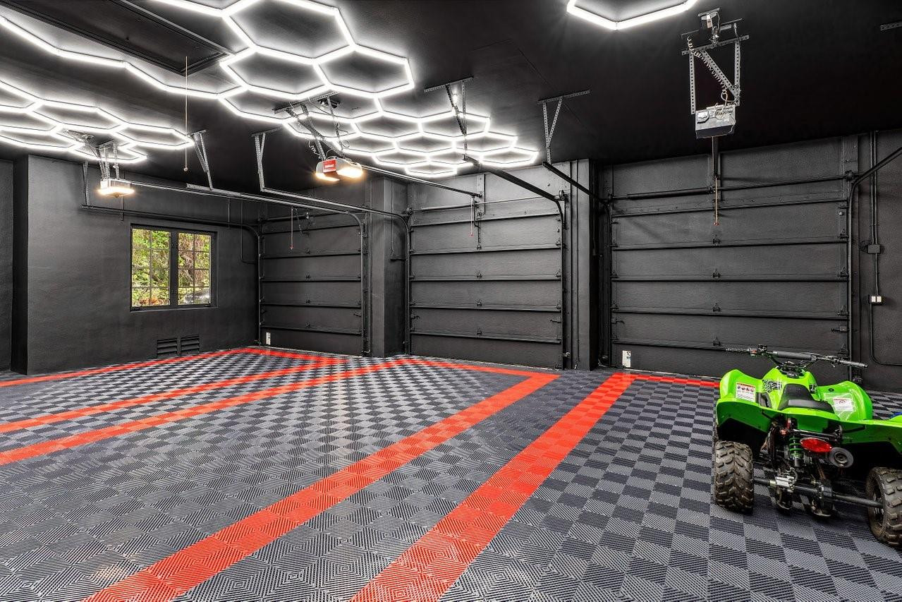 Foxe Chase - Residential