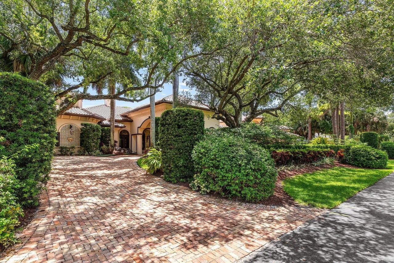 Foxe Chase - Residential