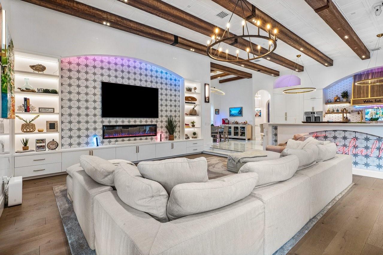 Foxe Chase - Residential