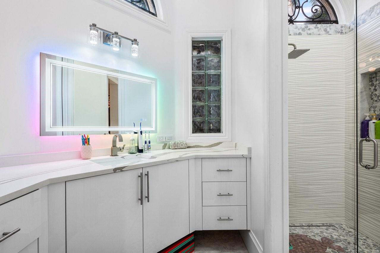 Foxe Chase - Residential