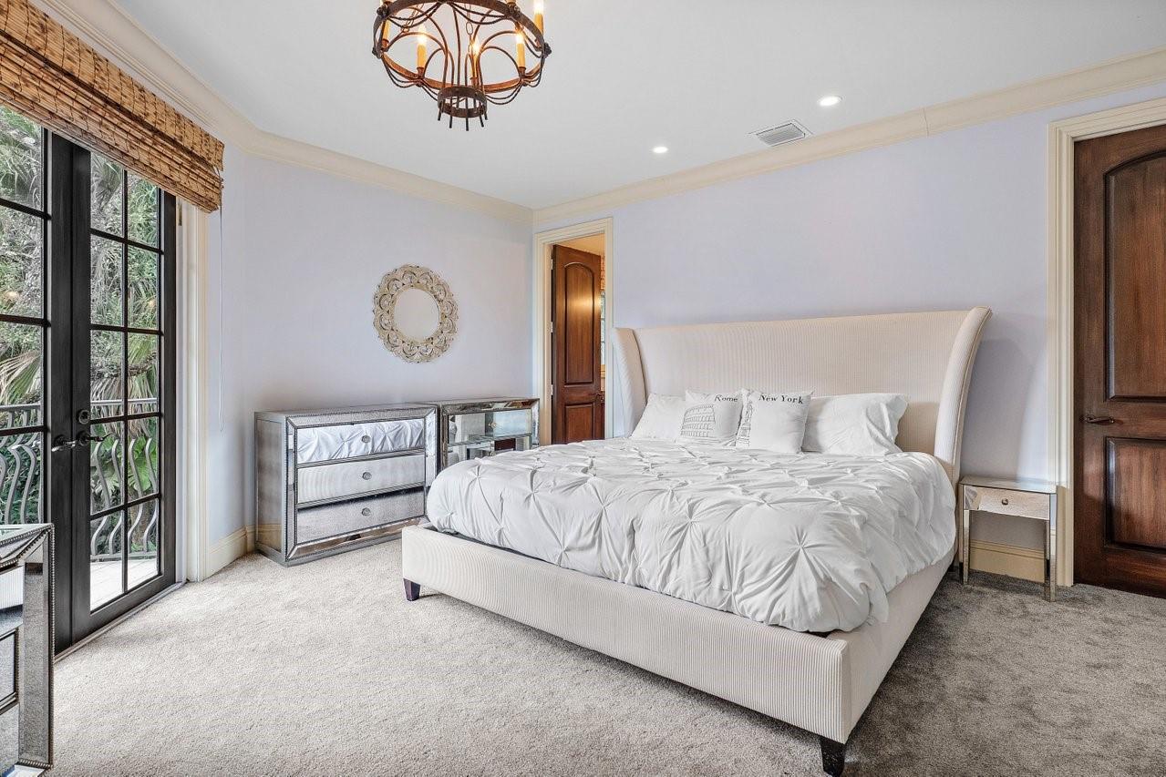 Foxe Chase - Residential