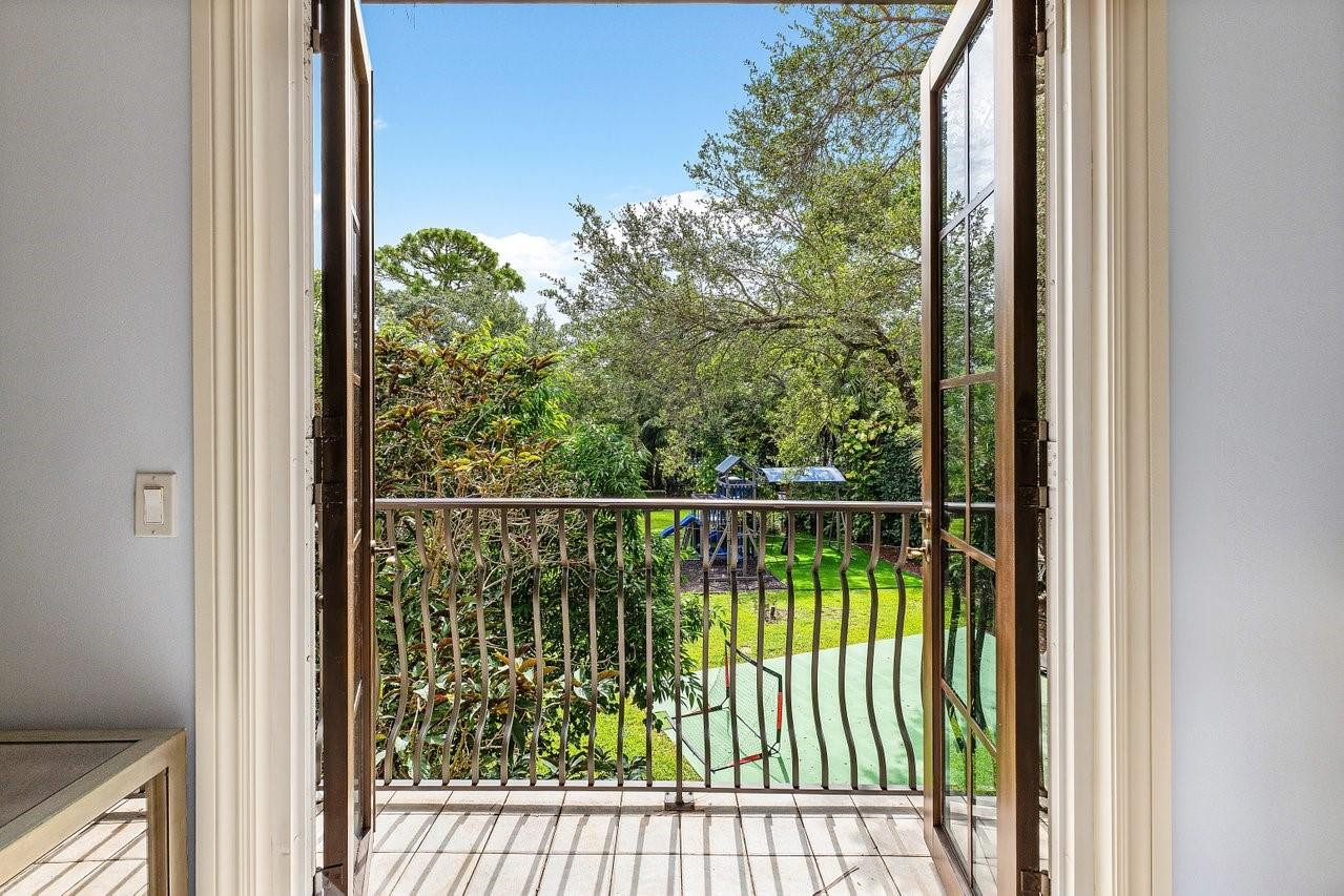 Foxe Chase - Residential