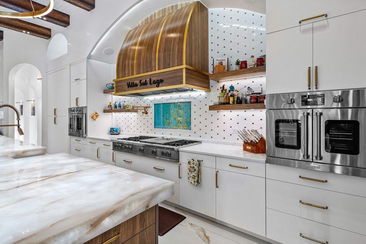 Foxe Chase - Residential