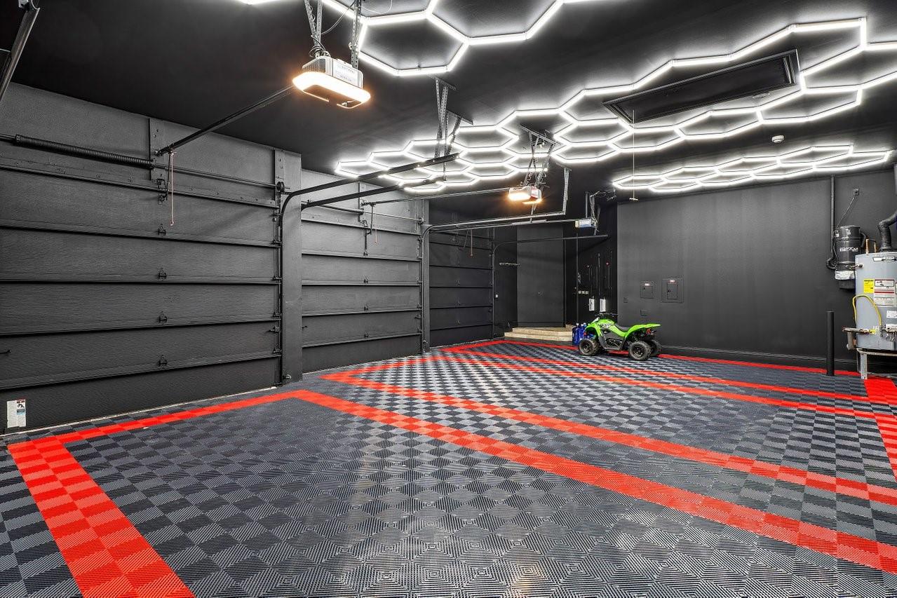 Foxe Chase - Residential