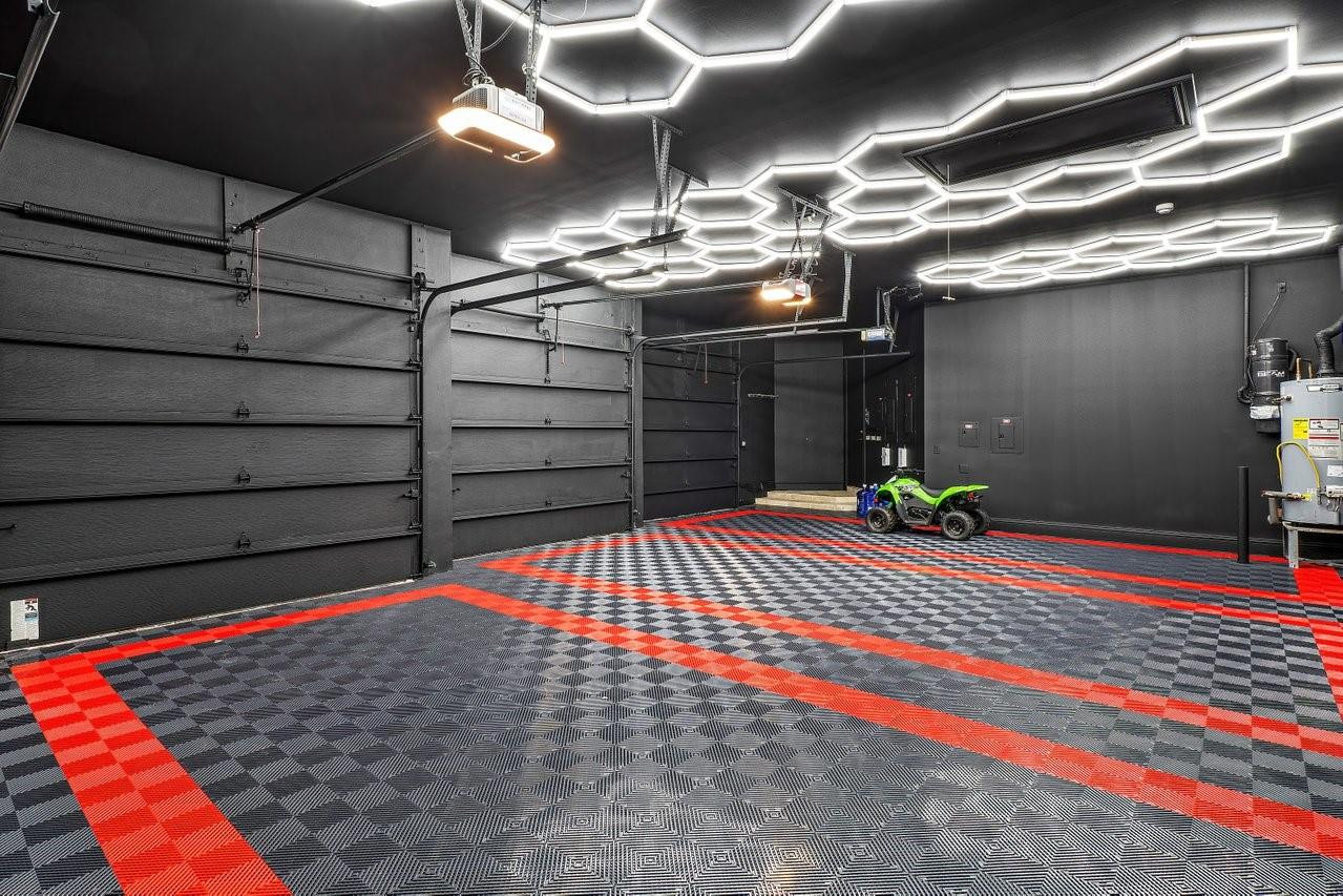 Foxe Chase - Residential