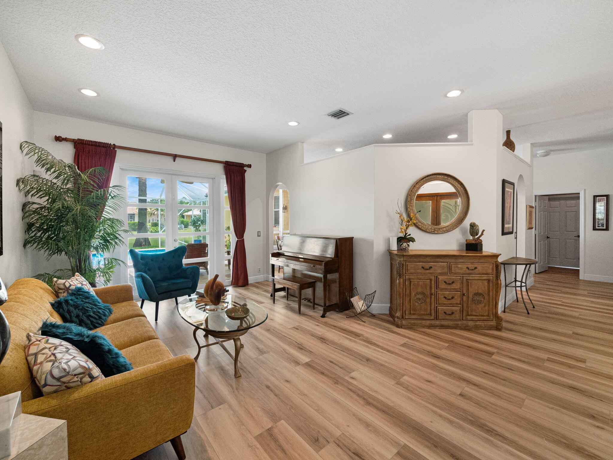 CORAL CREEK REPLAT NO 3 - Residential