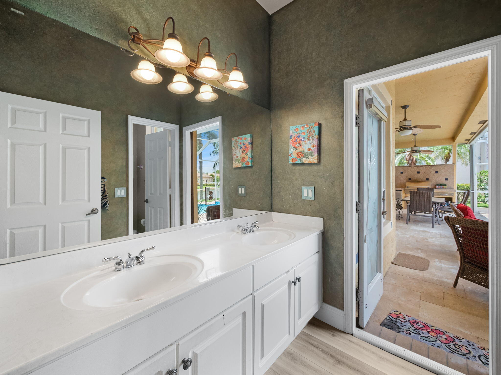 CORAL CREEK REPLAT NO 3 - Residential