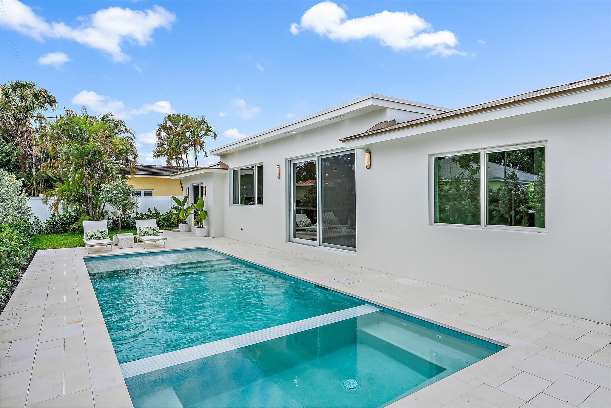 EDMOR ESTS ADD TO WPB IN - Residential Lease